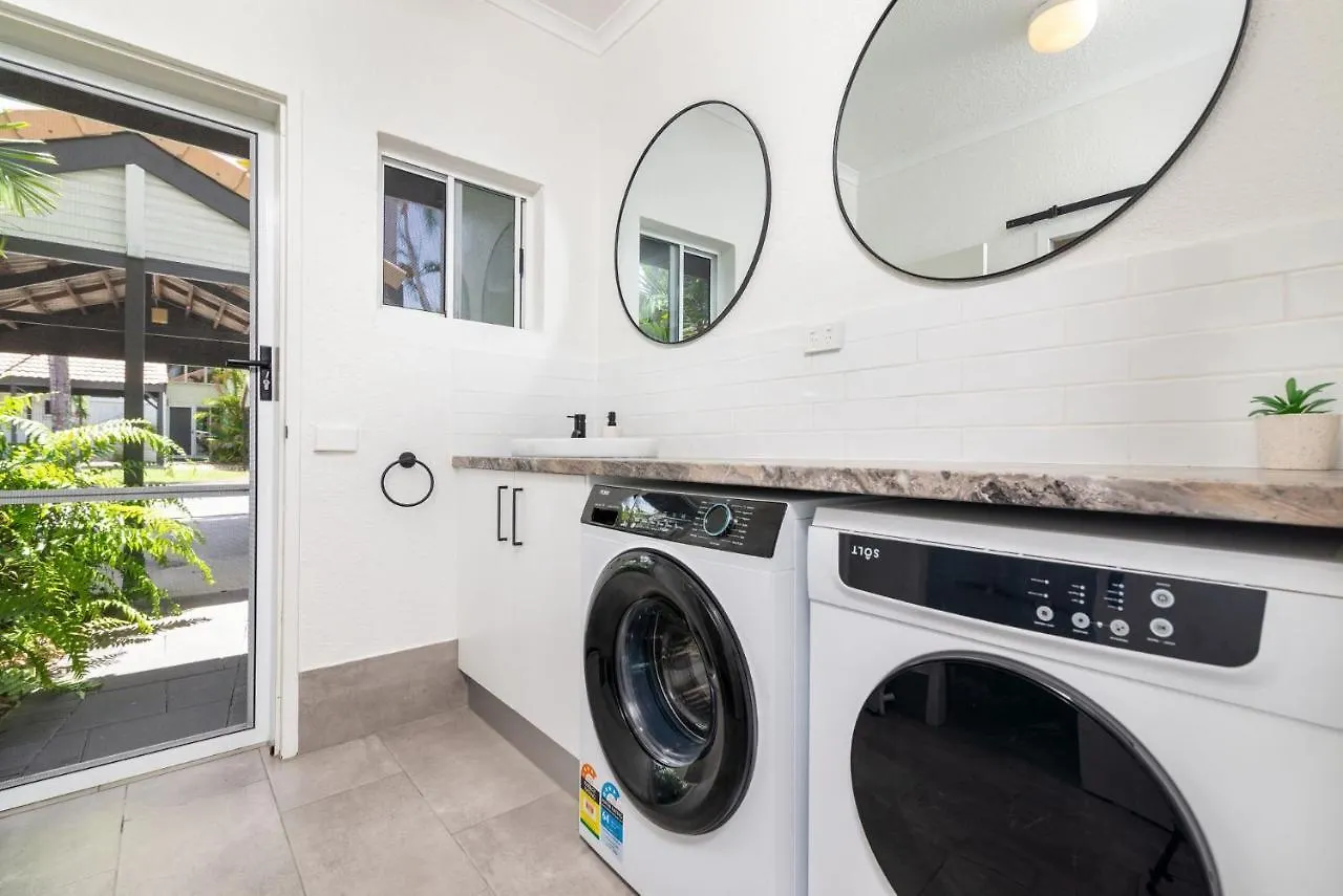 84 Reef Resort Port Douglas 0*,